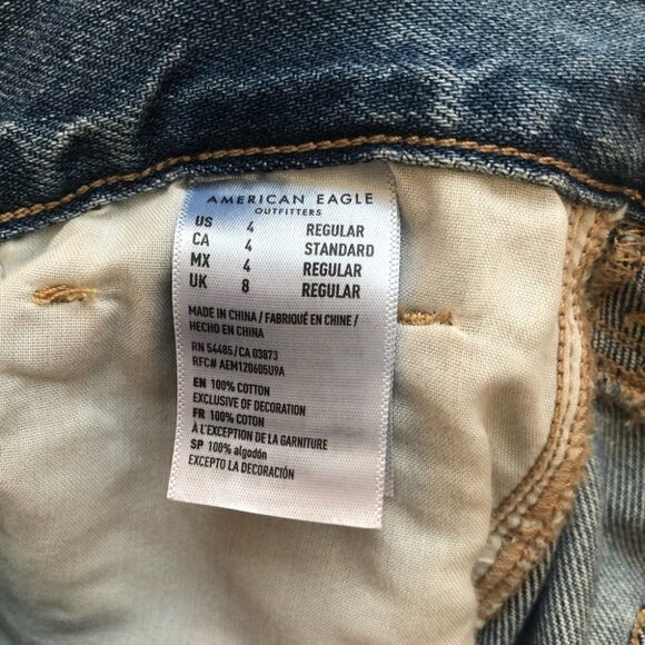 NWT American Eagle Mom  Jean #1460 Super Distessed Regular High Waisted Ladies 4 - Picture 9 of 16